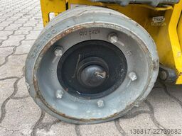 JLG 1930 ES Elektro Scherenbühne AH 7,72 m 230 kg