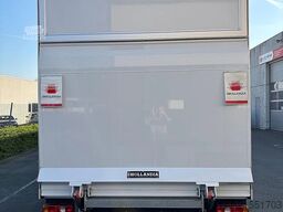 Mitsubishi FUSO 3C15 3400