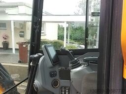 JCB 56Z-2 Pro