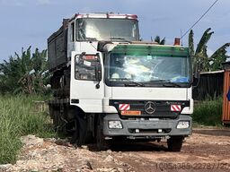 Mercedes-Benz Actros 3340