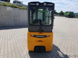 Jungheinrich EFG 215 / Triplex: 4.25m! / nur 3.439h! / 2022