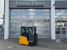 Jungheinrich EFG 215 / Triplex: 4.25m! / SS / 2.472h! / 2020