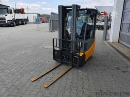Jungheinrich EFG 215 / Triplex: 4.25m! / SS / nur 1.368h!