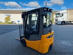 Jungheinrich EFG 215 / Triplex: 4.25m! / SS / nur 2.865h!