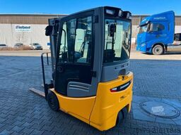 Jungheinrich EFG 215 / Triplex: 4.25m! / SS / nur 995h! Waage