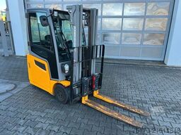 Jungheinrich EFG 215 / Triplex: 4.25m! / SS / nur 995h! Waage