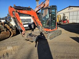 Kubota U 27-4