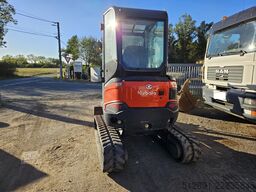 Kubota U 27-4