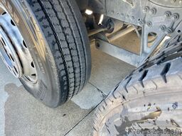 Mercedes-Benz ECONIC 26-29