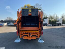 FUSO Canter 9C18 Geesink 7m³