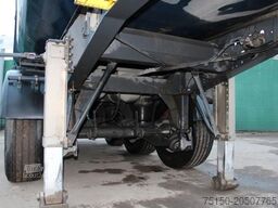 SCHWARZMÜLLER Kippmulde 28 m³ - deck - LIFT Nr.: 050