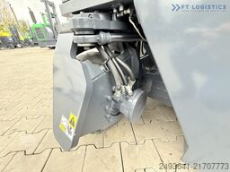 Combilift CB4000 TRIPLEX 5200 FREE-LIFT POSITIONER