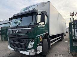 Volvo FM 330 6x2 CLOSED BOX / KOFFER 9m10 - LIFT + ST...