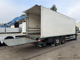 Volvo FM 330 6x2 CLOSED BOX / KOFFER 9m10 - LIFT + ST...