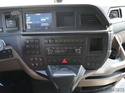 MAN TGS 33.510 tractor unit / 6x4 / Sleeper