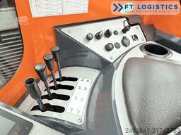 Combilift C4000 DIESEL TRIPLEX 6800 AIR CONDITION