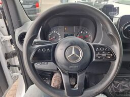 MERCEDES-BENZ Sprinter 216 CDI Doka  1. Hand