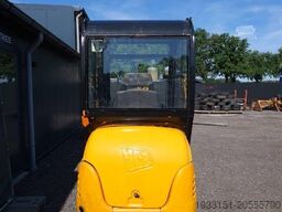 JCB 8018 CTS hydro quick hitch cw05