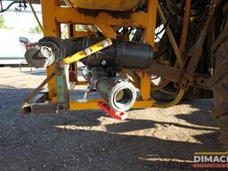 Massey Ferguson 3050 NL tractor 2wd met Dubex 21 meter spuit