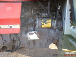 Massey Ferguson 3050 NL tractor 2wd met Dubex 21 meter spuit