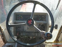 Massey Ferguson 3050 NL tractor 2wd met Dubex 21 meter spuit