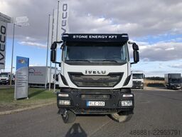 IVECO Trakker 450