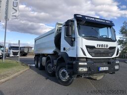 IVECO Trakker 450