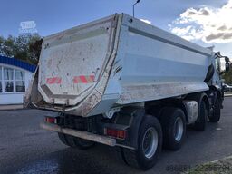 IVECO Trakker 450