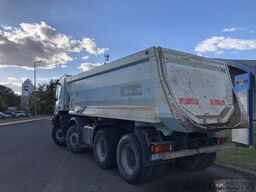IVECO Trakker 450