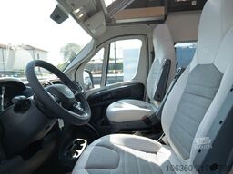 ADRIA TWIN 600 SPB FAMILY 60Y Special