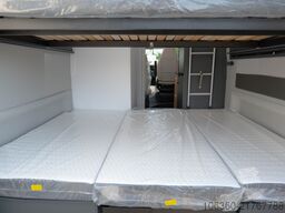 ADRIA TWIN 600 SPB FAMILY 60Y Special