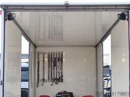 MERCEDES-BENZ Atego 822 Autotransporter Geschloss. Automatik