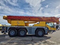 Liebherr LTM1055/1 mobile crane