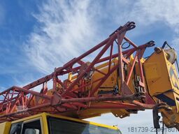 Liebherr LTM1055/1 mobile crane
