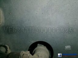 Renault Premium 270 4x2 fuel tank 13.8 m3 / 4 comp
