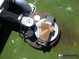 Renault Premium 270 dxi 4x2 fuel tank 13.7 m3 / 4 comp