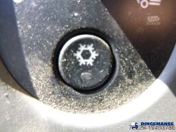 Renault Premium 270 dxi 4x2 fuel tank 13.7 m3 / 4 comp