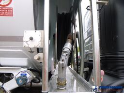 Renault Premium 270 dxi 4x2 fuel tank 13.3 m3 / 4 comp