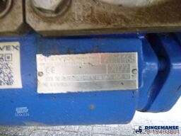Renault Premium 270 dxi 4x2 fuel tank 13.3 m3 / 4 comp