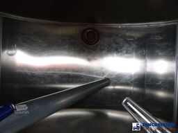 Renault Premium 270 dxi 4x2 fuel tank 13.3 m3 / 4 comp