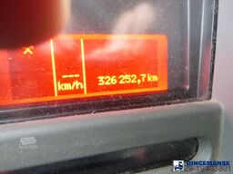 Renault Premium 270 dxi 4x2 fuel tank 13.3 m3 / 4 comp