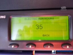 Mercedes-Benz Antos 2533 RHD 6x2 Thermoking T1000R frigo