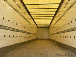 Spier SGL390 Closed Box / Discbrakes / NL Trailer