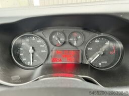 Iveco Daily 35C14 2.3 375 Laadklep 500kg Trekhaak 350...