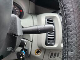 OPEL Vivaro 2.5 CDTI / Versalift ET-30-NE-XS