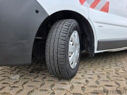 OPEL Vivaro 2.5 CDTI / Versalift ET-30-NE-XS