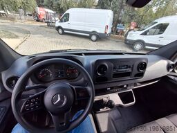 MERCEDES-BENZ Sprinter III RWD/AWD 317 CDI