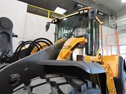 Volvo L180H New Tyre+Bucket
