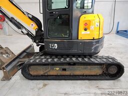Bobcat E50