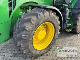 John Deere 8320 R